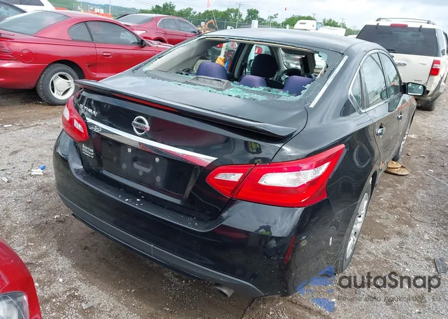 1N4AL3AP4HC471142: 42352846