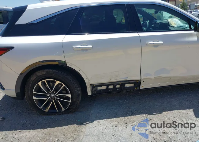 4W5KHMRK5RZ516878: 42353741