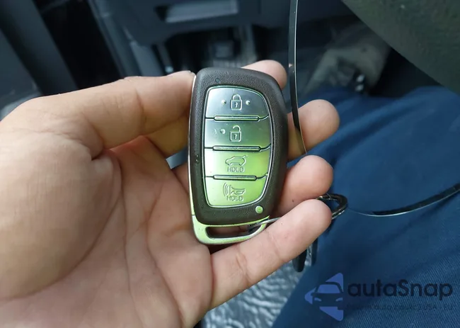 KMHC65LC2LU221414: 42355126