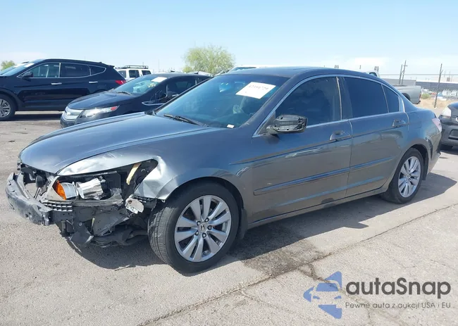 1HGCP2F88BA067039: 42354729