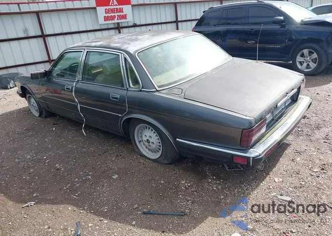 SAJHV1543JC519549: 42354827