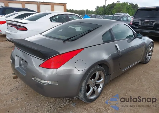 JN1BZ34D98M702113: 42354903