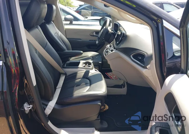 2C4RC1BG8RR179678: 42354923