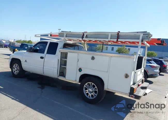 3B7KC236XXG211787: 42354945