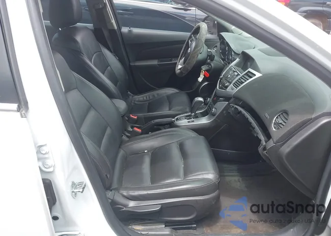 1G1PE5SB5F7211697: 42356562