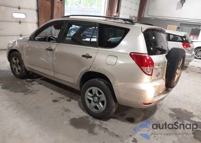 JTMBD33V265001913: 42355882