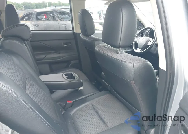 JA4AZ3A37FZ007112: 42357122