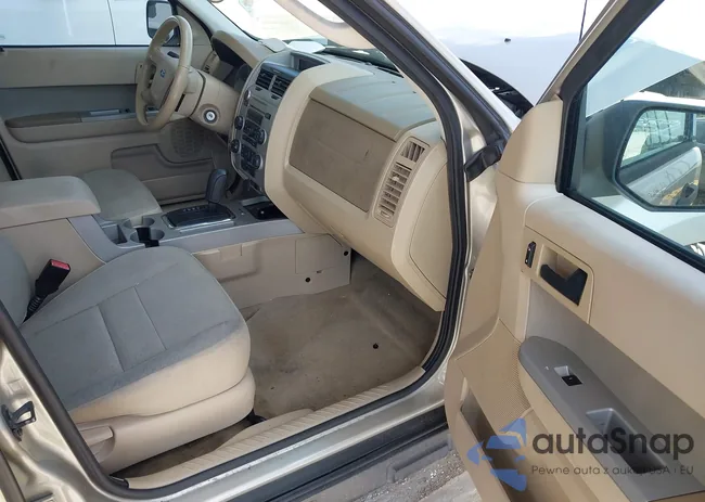 1FMCU0D72CKB26180: 42357126