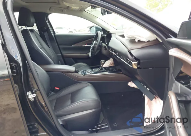 3MVDMBDM7PM557590: 42357145