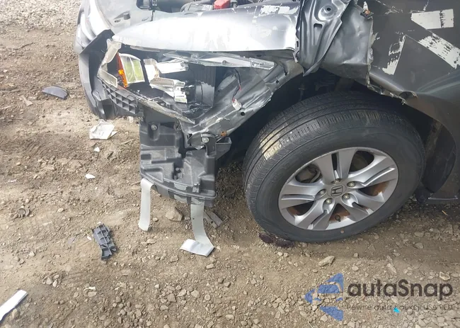 1HGCP2F61CA186020: 42357382