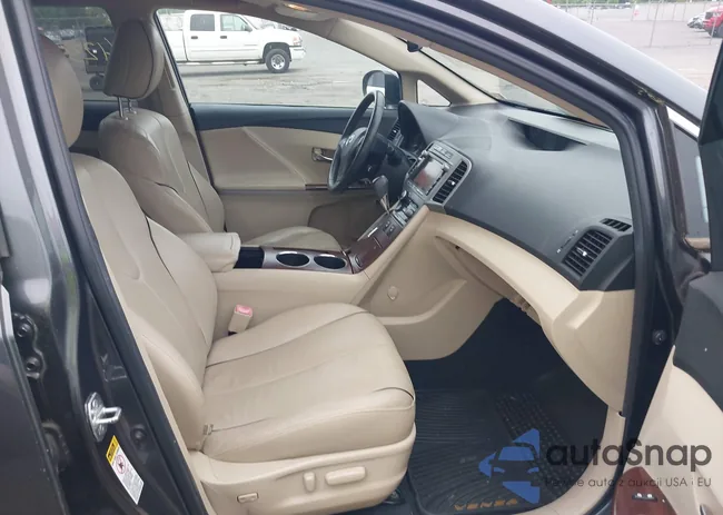 4T3BK11A99U021809: 42356964