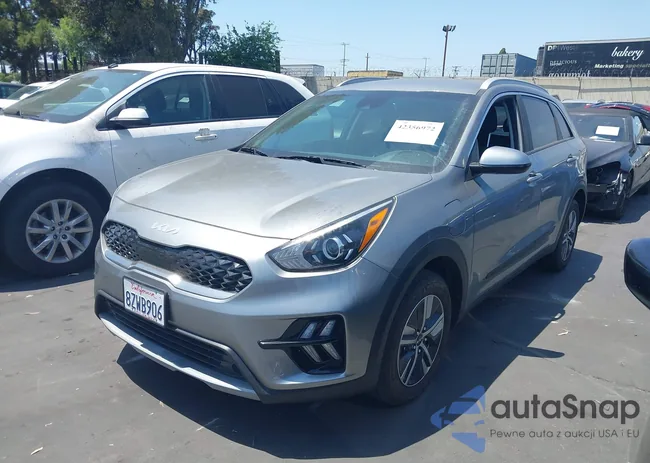 KNDCM3LD1N5546107: 42356972