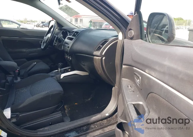 JA4AP4AU7CZ005926: 42358121