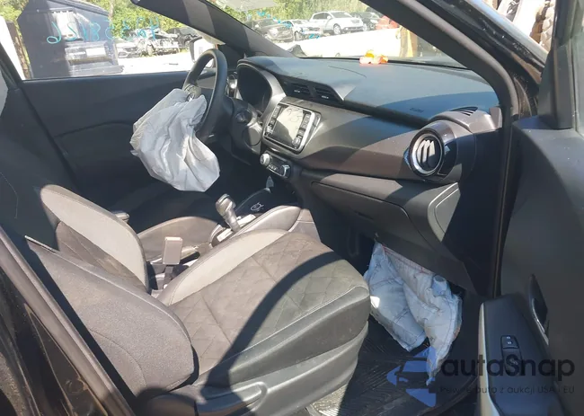 3N1CP5CV6LL529069: 42358126