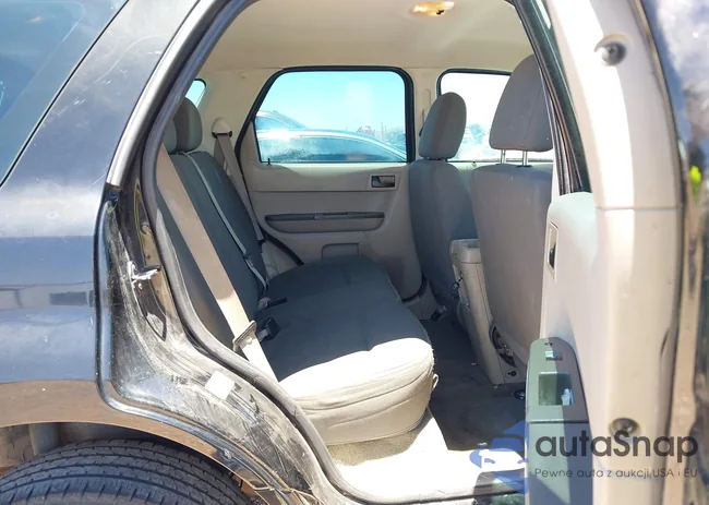 1FMCU0C71AKC29962: 42358254