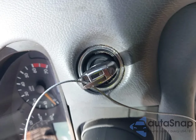 WDBJF65J71B309069: 42358308