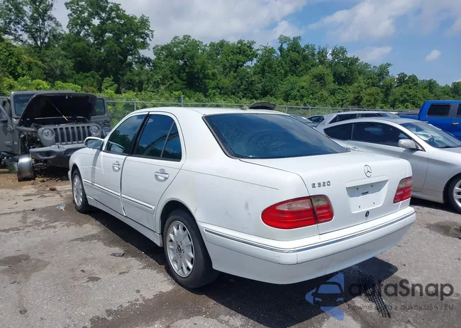 WDBJF65J71B309069: 42358308