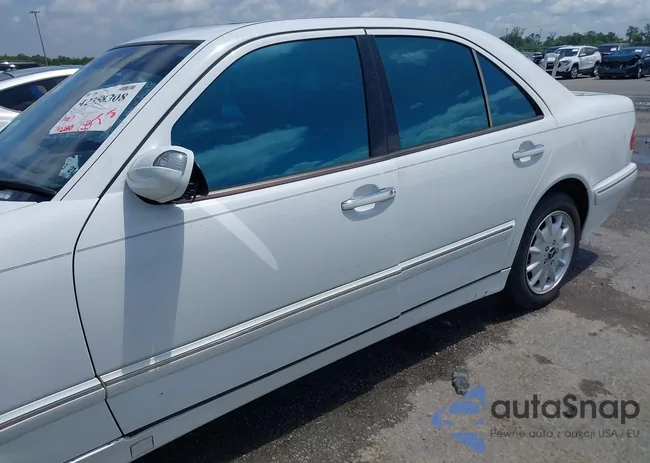 WDBJF65J71B309069: 42358308