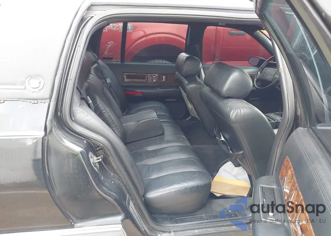 1G6DW5275PR710205: 42358475