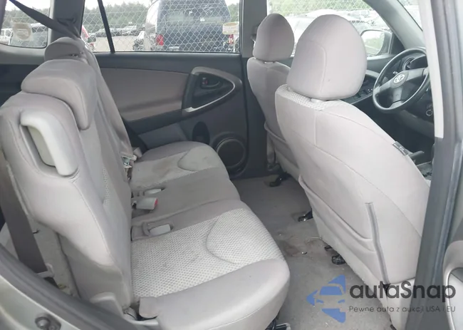 JTMBD33V185198656: 42358518