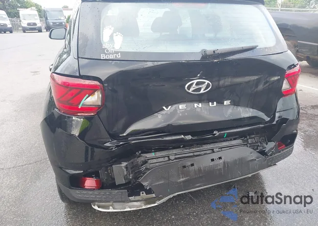 KMHRC8A35PU221596: 42358558