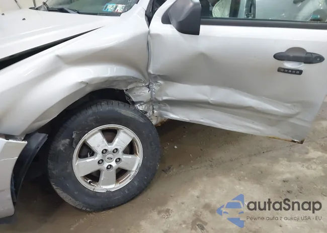 1FMCU9D76BKB71349: 42357821