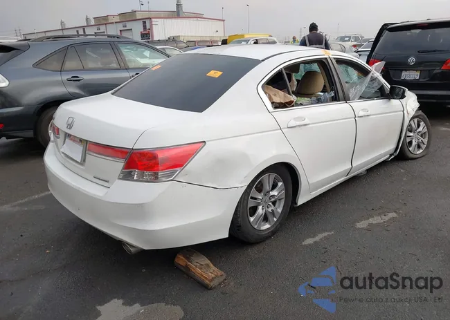 1HGCP2F63CA169736: 42357866