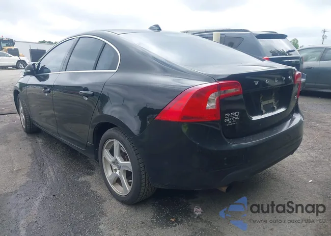 YV1622FS7C2033864: 42357900