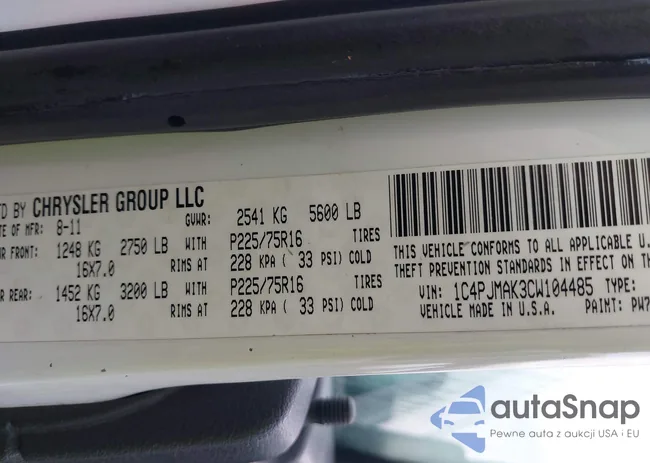 1C4PJMAK3CW104485: 42357980