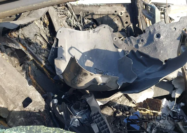 5YJSA1E64NF477659: 42358072