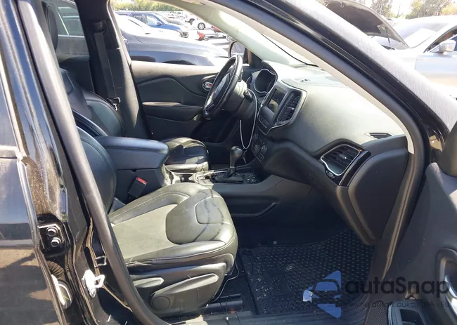 1C4PJLLB5LD561284: 42359302