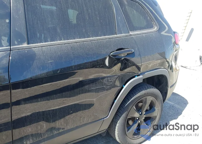 1C4PJLLB5LD561284: 42359302