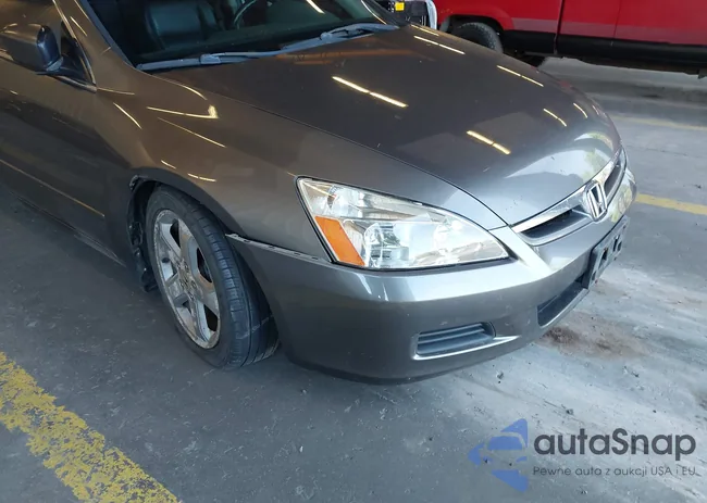 1HGCM65856A026780: 42359630