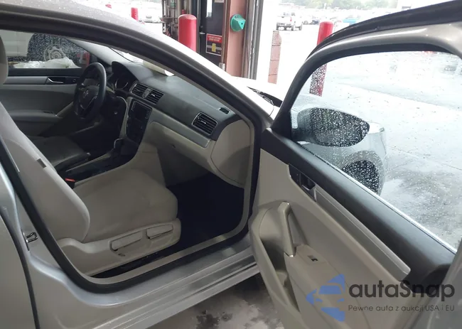 1VWAS7A30GC031755: 42359638