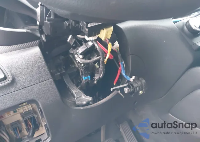 KM8J23A43KU990893: 42359653