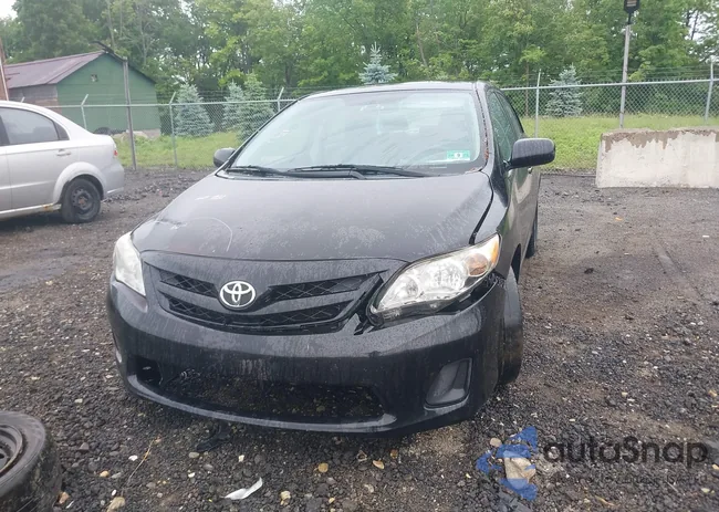 2T1BU4EE0CC812207: 42358772