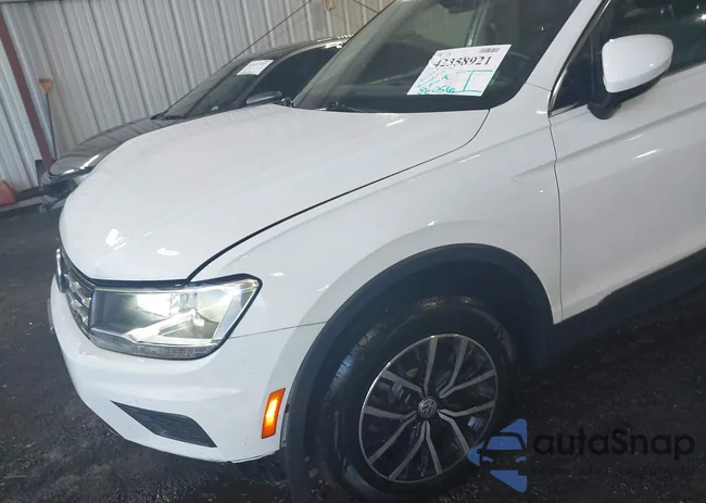 3VV2B7AX2MM099075: 42358921