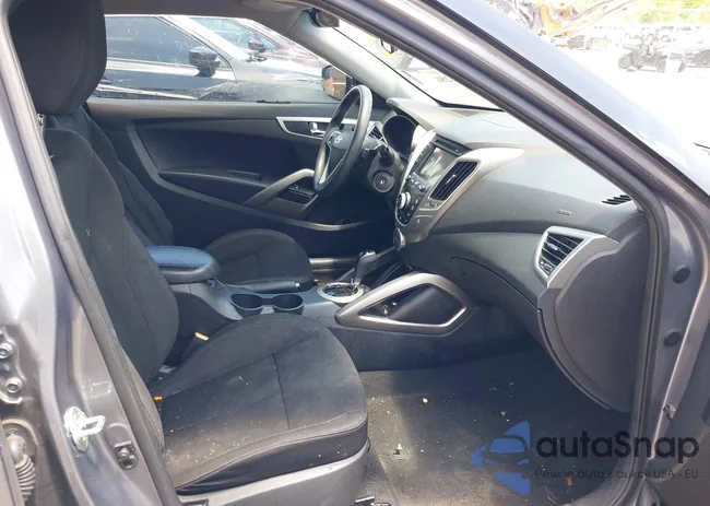 KMHTC6AD6GU256733: 42360280