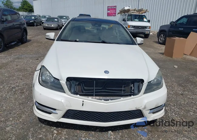 WDDGJ4HB1CF867911: 42360323