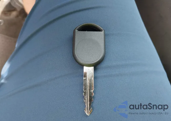 1FMFU19527LA24100: 42360613