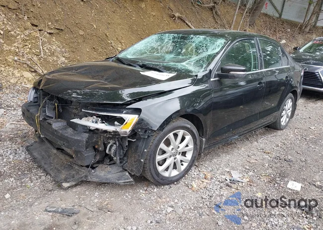 3VWD17AJ2EM273523: 42360638