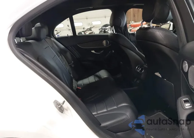 W1KWF8EB4MR633044: 42360676