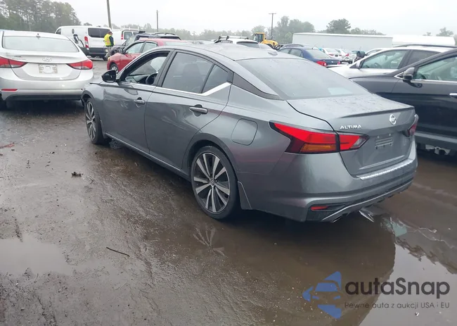 1N4BL4CV3KC256526: 42359765