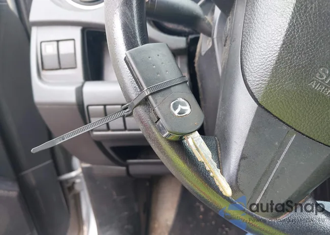 JM1CW2BL0C0111151: 42359887