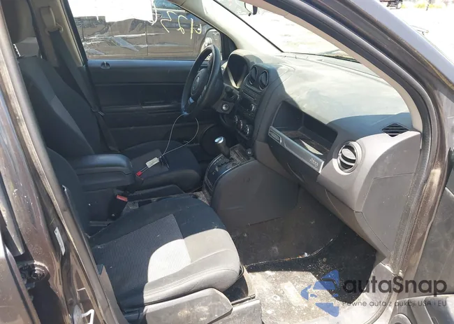 1C4NJDBB3ED841898: 42360111