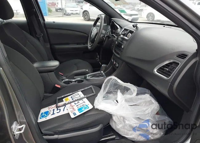 1C3CDZAB5DN700700: 42361245