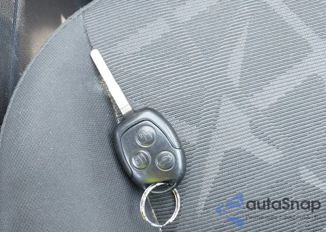 3FADP4BJ8DM218657: 42361329