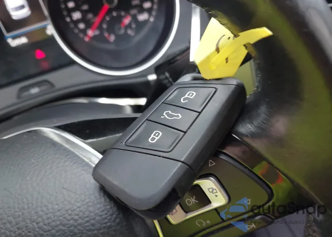 1V2KR2CAXJC517240: 42361370