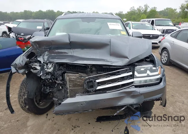 1V2KR2CAXJC517240: 42361370