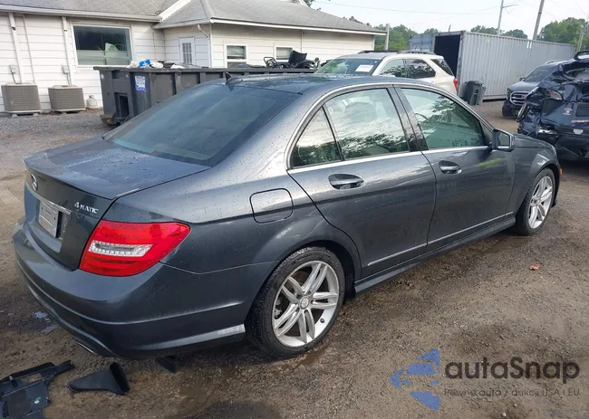 WDDGF8AB7EG201975: 42361404